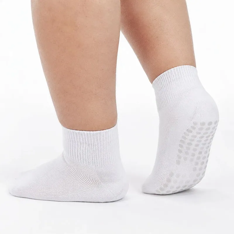 Breathable Non-Binding Diabetic Socks Anti Slip Rubber Grip Seamless Toe Ankle Socks Custom Service