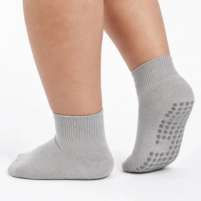 Comfort Diabetic Ankle Socks Non Binding Top Anti Slip Bottom Socks for Hospital Home Use Custom